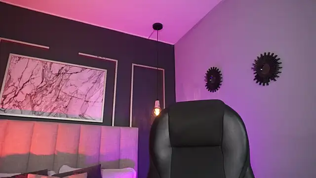 Samantha Brooke online show from 11/25/25, 02:28