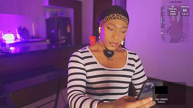 AmberRaus online show from 01/11/26, 04:41