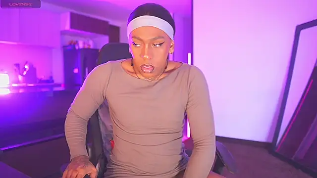 AmberRaus online show from 04/14/26, 11:37