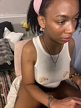 EatSweetMolly online show from 01/15/26, 05:22