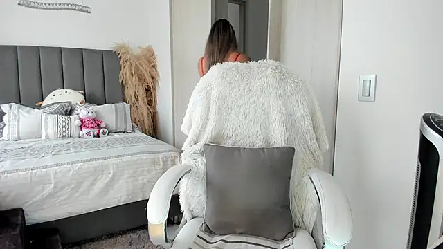 NatalieClark online show from 04/17/26, 04:21