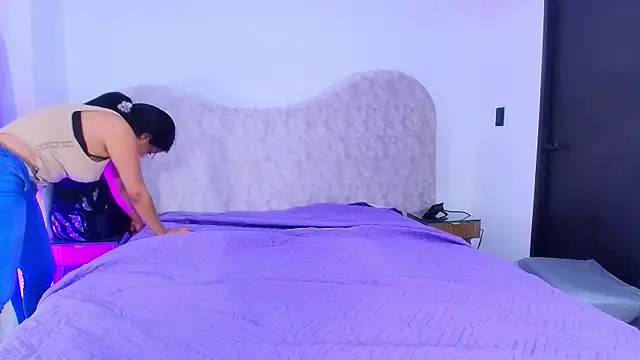 Snapshot of shelsyloreds chatting on 12/02/25, 11:56 shelsyloreds online show from 12/02/25, 11:56