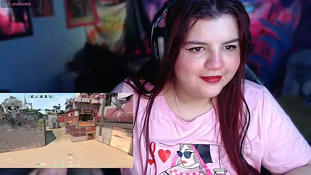 Snapshot of Annee23 chatting on 07/08/26, 01:52 Annee23 online show from 07/08/26, 01:52