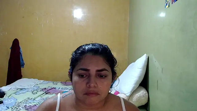 Snapshot of yulieth_bbw chatting on 09/25/25, 12:16 yulieth bbw online show from 09/25/25, 12:16