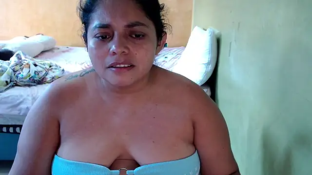 Snapshot of yulieth_bbw chatting on 06/01/26, 11:32 yulieth bbw online show from 06/01/26, 11:32