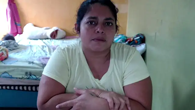 Snapshot of yulieth_bbw chatting on 05/14/26, 11:51 yulieth bbw online show from 05/14/26, 11:51