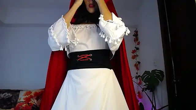 maggie kay online show from 10/31/25, 03:30