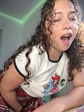 Shara dreams online show from 09/26/25, 11:33