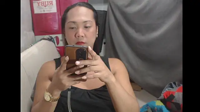 Snapshot of AsianNastyHOTCUM chatting on 12/15/25, 07:36 AsianNastyHOTCUM online show from 12/15/25, 07:36