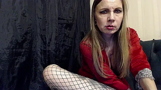 alexandra zaryanova online show from 10/28/25, 08:08