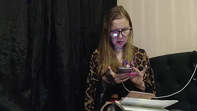 alexandra zaryanova online show from 10/24/25, 03:11