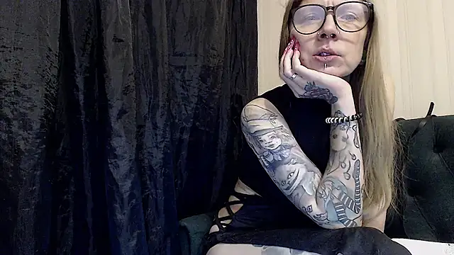 alexandra zaryanova online show from 10/27/25, 03:13