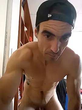 Snapshot of Luckyan10 chatting on 11/07/25, 12:31 Luckyan10 online show from 11/07/25, 12:31