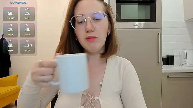 Snapshot of Charmy_Gracy chatting on 06/29/26, 09:27 Charmy Gracy online show from 06/29/26, 09:27
