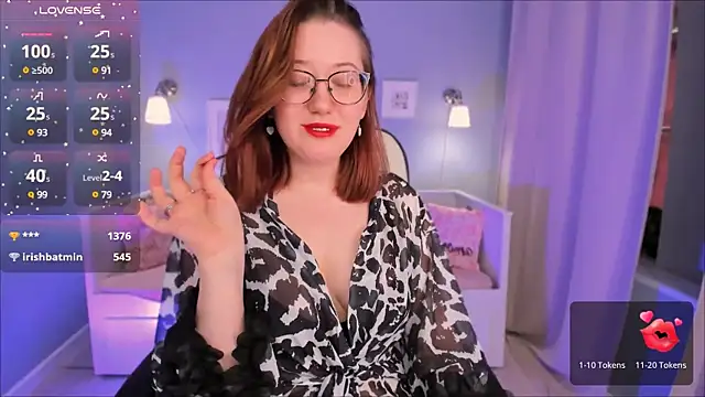 Snapshot of Charmy_Gracy chatting on 03/22/25, 09:34 Charmy Gracy online show from 03/22/25, 09:34