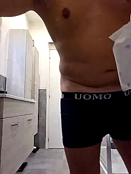 Snapshot of kekko-1982 chatting on 02/10/25, 08:53 kekko-1982 online show from 02/10/25, 08:53