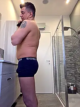 Snapshot of kekko-1982 chatting on 03/03/25, 08:19 kekko-1982 online show from 03/03/25, 08:19