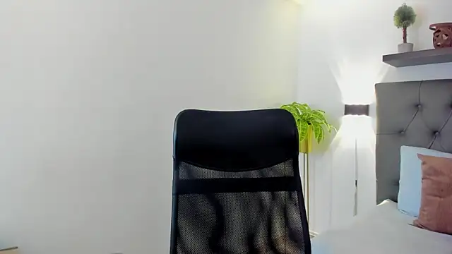 bella 99  online show from 04/09/26, 11:27