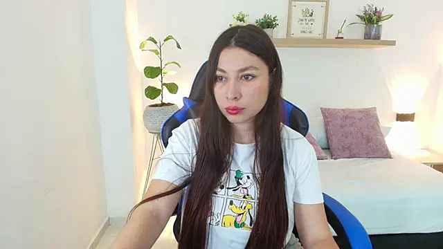 bella 99  online show from 05/02/26, 11:04