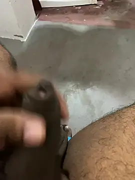 Snapshot of MALEHYPER chatting on 02/22/25, 10:29 MALEHYPER online show from 02/22/25, 10:29