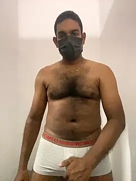 Snapshot of MALEHYPER chatting on 09/23/25, 01:51 MALEHYPER online show from 09/23/25, 01:51