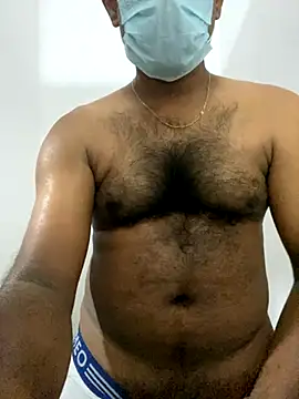 Snapshot of MALEHYPER chatting on 09/20/25, 04:39 MALEHYPER online show from 09/20/25, 04:39