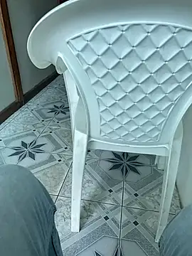 Snapshot of MALEHYPER chatting on 02/26/25, 10:27 MALEHYPER online show from 02/26/25, 10:27