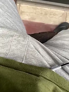 Snapshot of MALEHYPER chatting on 02/22/25, 07:23 MALEHYPER online show from 02/22/25, 07:23