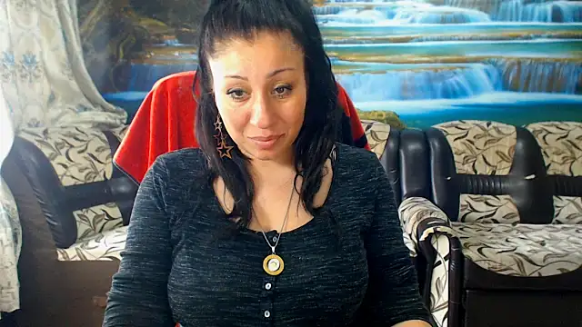 Snapshot of MoistMady chatting on 05/21/26, 06:44 MoistMady online show from 05/21/26, 06:44