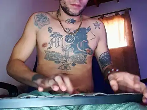 Snapshot of Christian_Stiven1 chatting on 02/26/25, 07:42 Christian Stiven1 online show from 02/26/25, 07:42