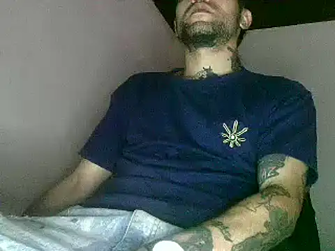 Christian Stiven1 online show from 04/22/26, 06:47