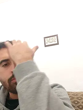 Antonio123499 online show from 12/18/25, 12:05