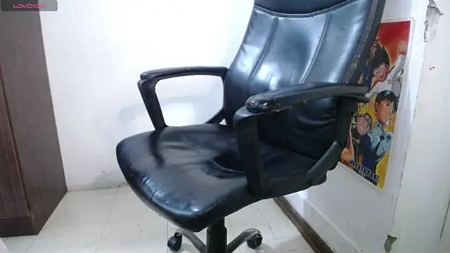 Snapshot of ricksamm chatting on 11/11/25, 10:37 ricksamm online show from 11/11/25, 10:37