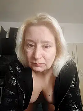 GeileEstelle online show from 11/11/25, 05:35