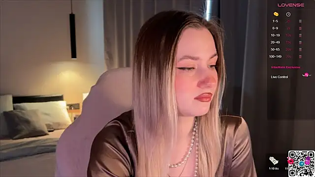 elinanortas online show from 11/22/25, 06:01