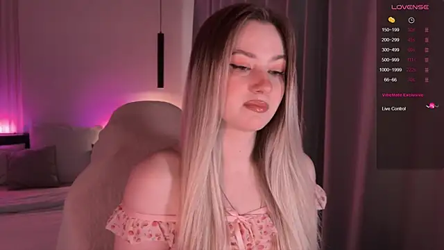 elinanortas online show from 11/28/25, 04:34