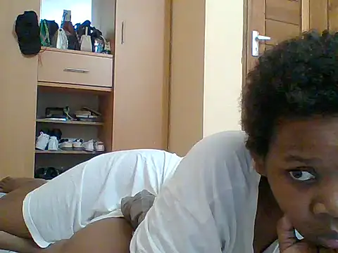 sweetshilahh online show from 10/22/25, 01:05