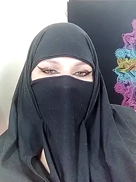 evelyn  salah online show from 10/22/25, 11:03