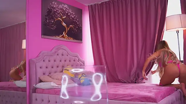 Snapshot of AshleySinn chatting on 11/07/25, 11:26 AshleySinn online show from 11/07/25, 11:26