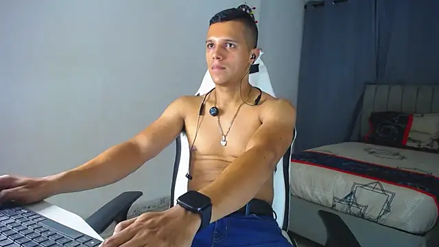 DavidAngell7 online show from 10/01/25, 04:17