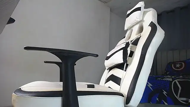 DavidAngell7 online show from 09/15/25, 06:58