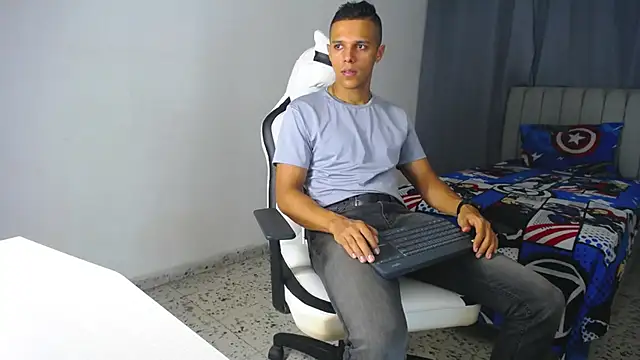 DavidAngell7 online show from 02/01/25, 01:23