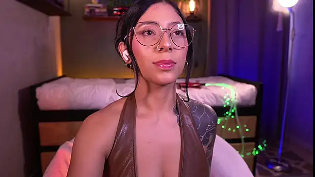 camila3   online show from 01/08/26, 07:53