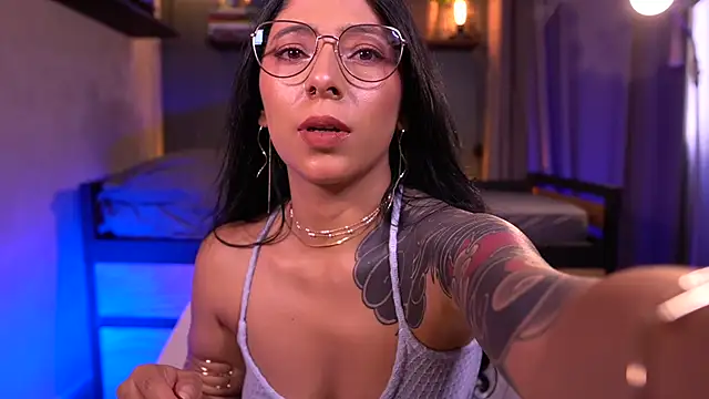 camila3   online show from 11/22/25, 08:40