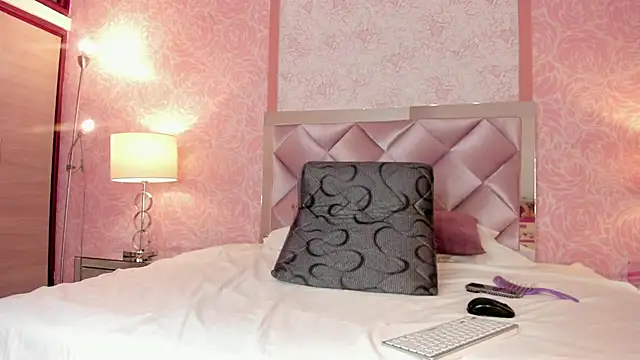 Scarleett 22 online show from 11/29/25, 08:09