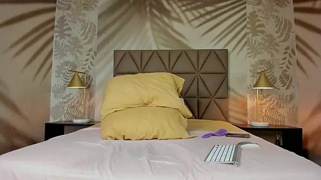 Scarleett 22 online show from 02/20/26, 08:00