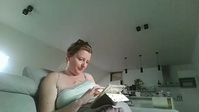LiquidLeonie online show from 05/03/26, 06:51