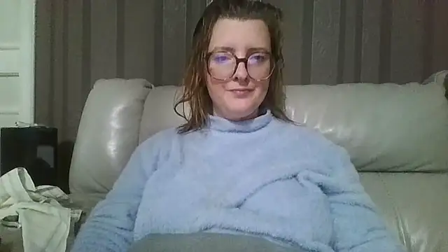 LiquidLeonie online show from 03/28/26, 04:57