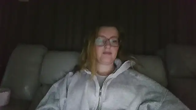 LiquidLeonie online show from 05/13/26, 03:13