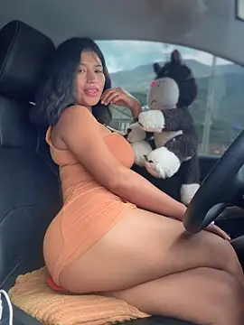 sexi noemi online show from 11/04/25, 02:10